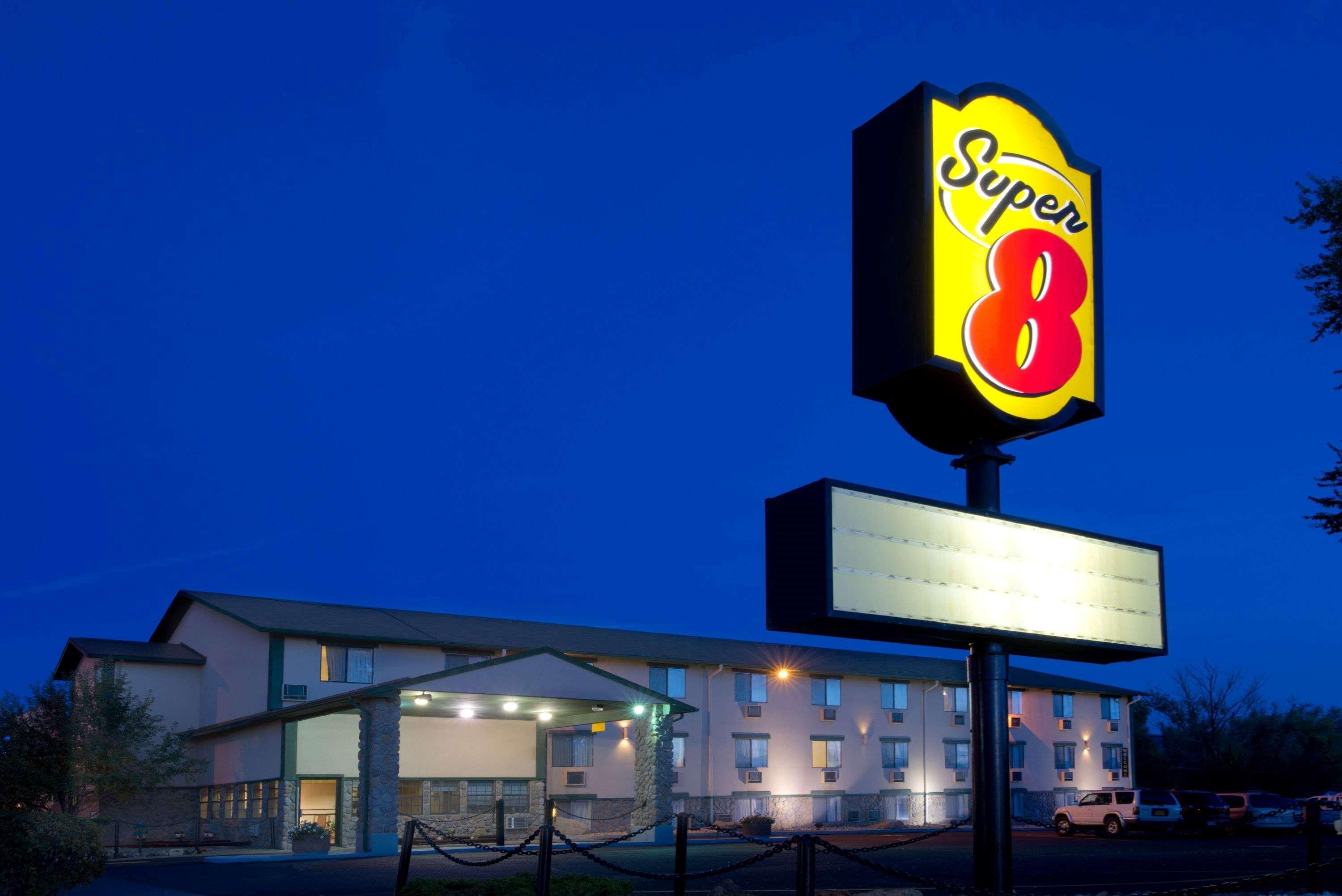 Super 8 By Wyndham Cortez/Mesa Verde Area Exteriör bild
